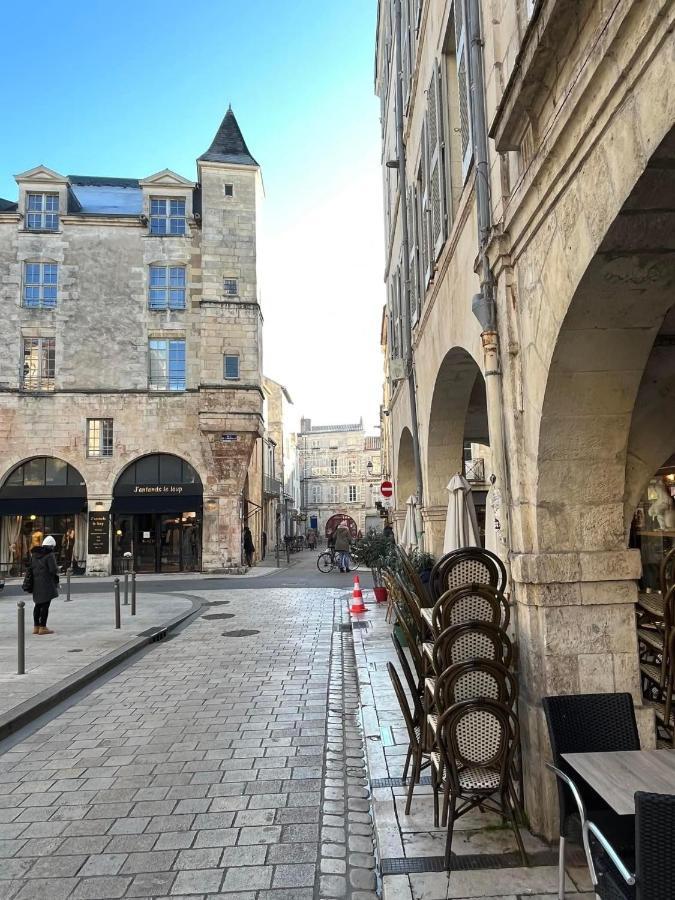 Appartement T3 Tout Confort En Duplex A 20Mn A Pied Du Centre-Ville Avec Tv Et Wifi La Rochelle  Exteriör bild